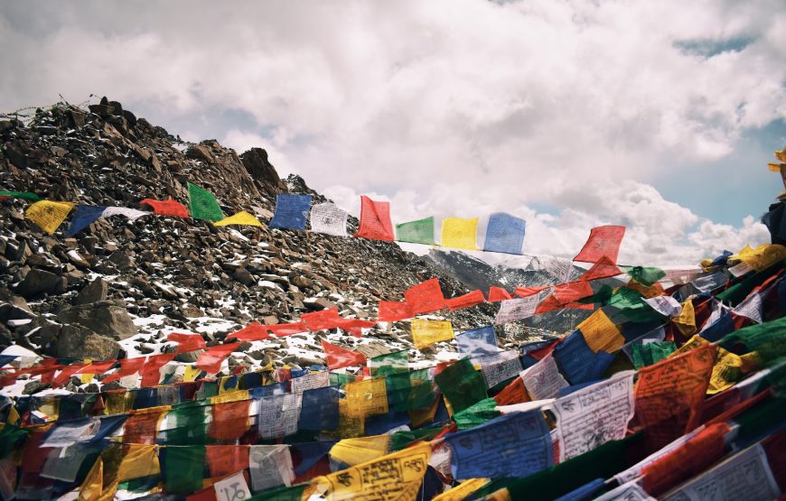 Ladakh Tour (Honeymoon Package)